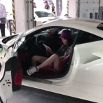 小姐姐开赛道视频直播,小姐姐带你领略速度与激情的魅力
