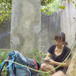 小姐姐丛林探险抓鱼,小姐姐的抓鱼奇遇