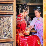 古城汉服小姐姐跳舞视频,汉服小姐姐演绎古典风华